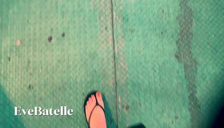 Flip Flop Walk On A Singing Bridge