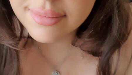 Curvybrunette is your boss and you want to quit, can she convince you not to?