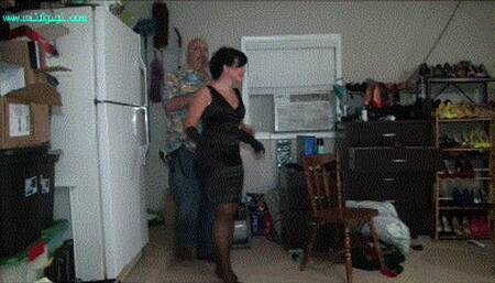 STRUNG UP IN THE GARAGE FOR SURPRISE BOUND ORGASMS (MP4 HD 6000kbps)