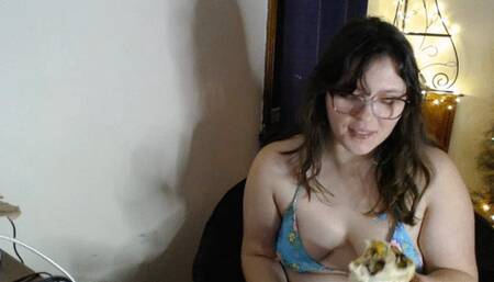 Massive Mic Farts Bikini Session