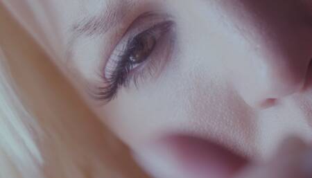 A New Size - Blondie Fesser