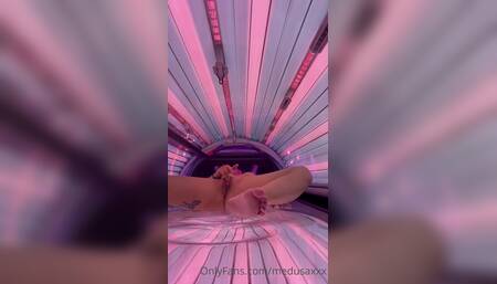 Tattooed Girl Masturbate in the Solarium