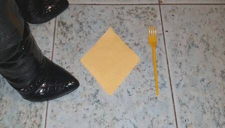 Dinner for SLAVE 1 Fried Chicken CRUSH WMV