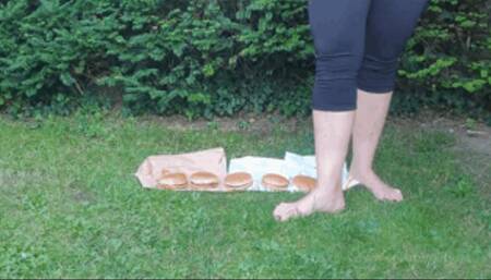 Sneaker-Girl Darleen - Burger Crush