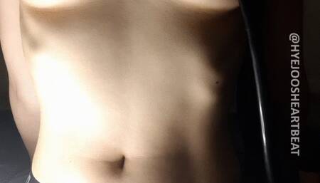 Subtle visible apex heartbeat with underboob shirt