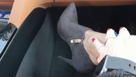 Highway to Berlin with ankle boots wmv 1280 x 720