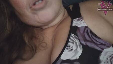 Mandy wants to cum before she goes pee- 720