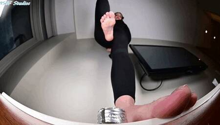 Z's linty feet crush tinys Part 3 - MP4