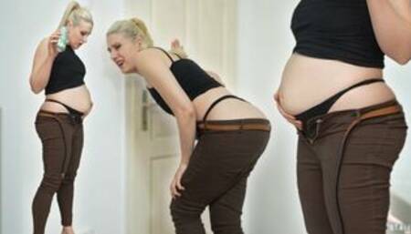 Her Farts and Burps are Bubbly from Soda - MP4 720p SD