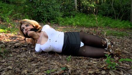 She Was Just Too Honest (WMV 1080p) - Alba Zevon