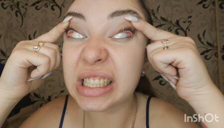 The crossed eyes of a witch part2