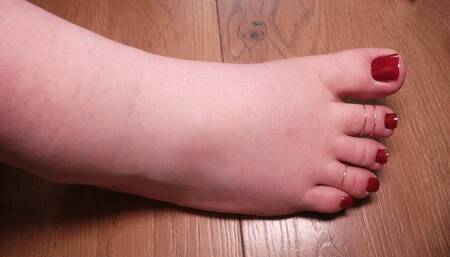 Beautiful BBW right foot with red pedicure - (no talking)
