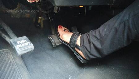 Nafisa - The CRANKING Test! - The RERUN! (4K) Version!