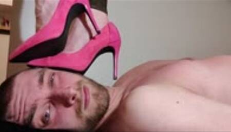 At the mercy of Medusa's pink pumps