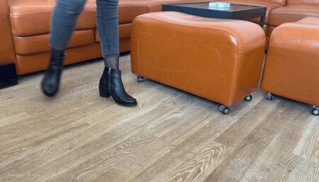 TOETAP IN ANKLE BOOTS NERVOUS WALKING AND SMOKING WHILE WAITING - MOV HD