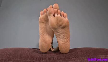 Wrinkled Dirty Soles - HD MP4