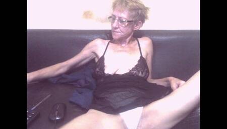 SEXYGENY SMOKING ALONE IN NIGHT