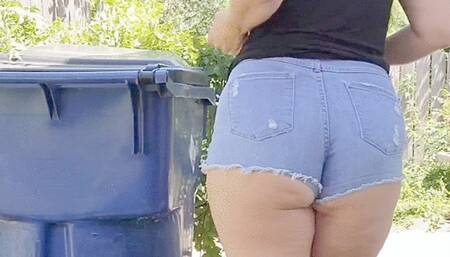 Blackmail-Fantasy for Neighbors Ass in Daisy Dukes Shorts