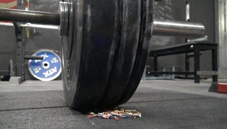 STOMPED UNDER THE WEIGHTS OF THE GIANTESS NYX