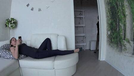 Fingering and licking her outee bellybutton blindfolded MIII