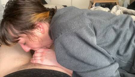 Young Teen Loves Eating Ass & Sucking Balls