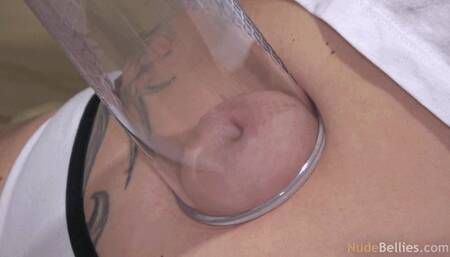 Nude Bellies - Brittany Bardot's sucked belly button (HD)