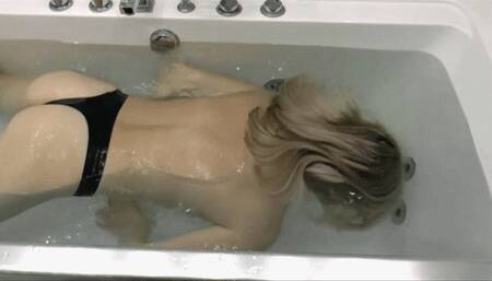 Try to go for 2 min underwater MP4 HD 720p