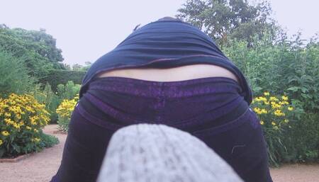 GORGEOUS OUTDOOR GARDEN FARTING