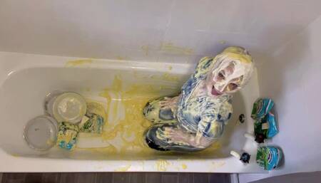 Essie's Messy Workplace Treat