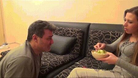 ELIZABETH - Bad cook - Obliged eating, foot humiliation, foot gagging