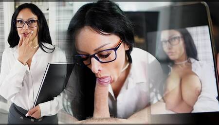 Estate Agent Sends The Wrong Text & Gives An Amazing Blowjob to Amend