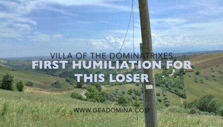 GEA DOMINA - Villa of the Dominatrixes - First umiliation for this loser (Mobile)