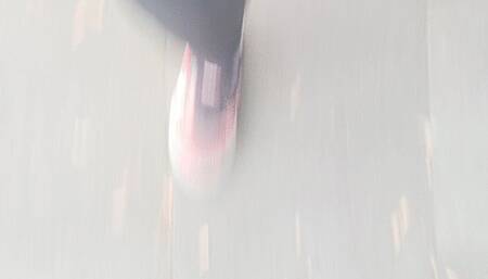 Tiny feet and big thighs