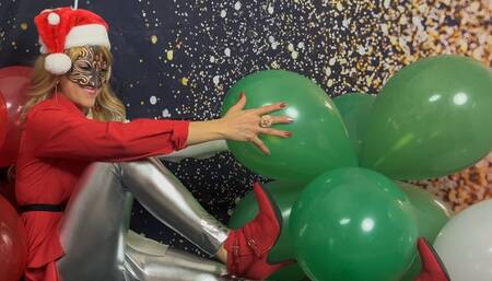 Ms Claws Balloon Destruction!