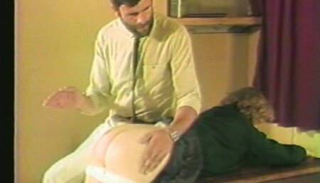 Room 2 D Clip 1 ( VERY OLD VINTAGE 1980s CLASSIC ) 320x240wmv