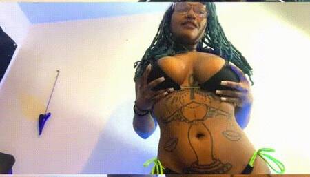 U WILL NEVER TOUCH ME - TOPLESS