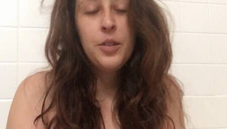 Goddess D Smoking a White FIlter 100 While Relaxing in the Bath