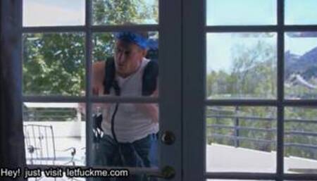 cumshot busty milf pussyfucked by a huge cock