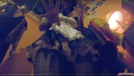 Giantess Crew – VEE -Maid Shrinking