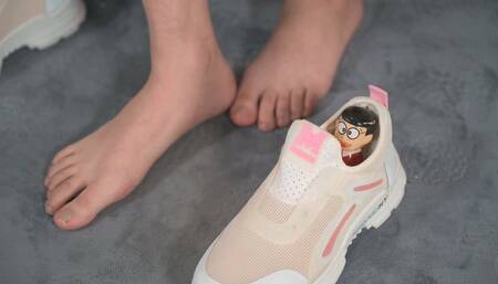 CNFOT-15 Living In The Shoes Of The Goddess