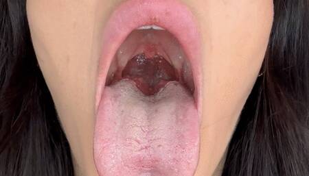 A mouth tour with bad breath and yawning