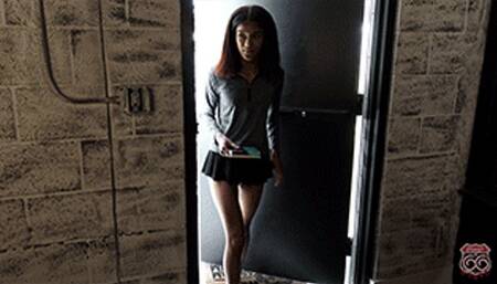 Essence, Teenage Sleuth Gets Caught - Rope Bondage 4K UHD