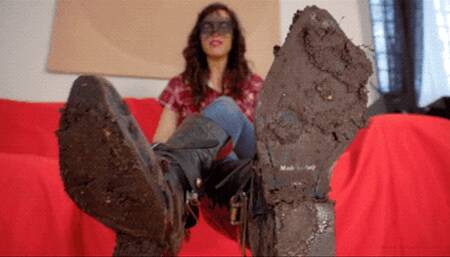 MISTRESS VICTORIA - POV - LICK MY DIRTY, MUDDY, BOOTS - Mobile Version