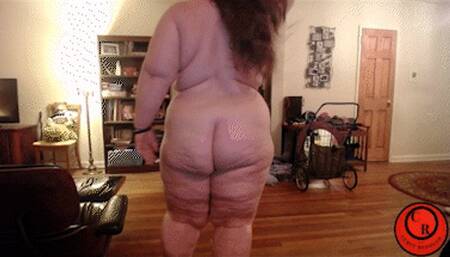 Runway Walk - CurvyRedhead - AVI