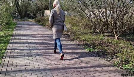 i lose my shoe creepy guy follows me HD wmv 1920x1080