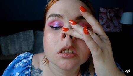 Tear my mouth and nose, demonstration of orifices