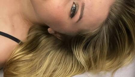 moaning giant woman with cum countdown at the end