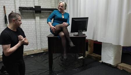 Secretary Anne discovered Faith fetishes in his computer - part 1