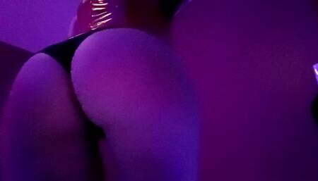 100 Spanks for Xmas! I Was a Naughty Girl This Year!