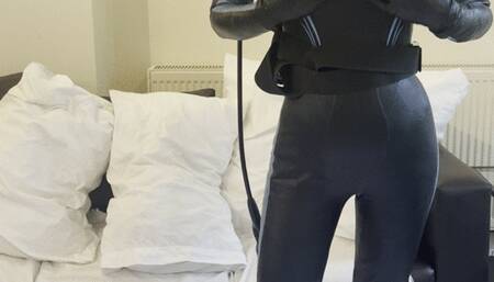 scuba mask neoprene wetsuit over latex breath from tank cum